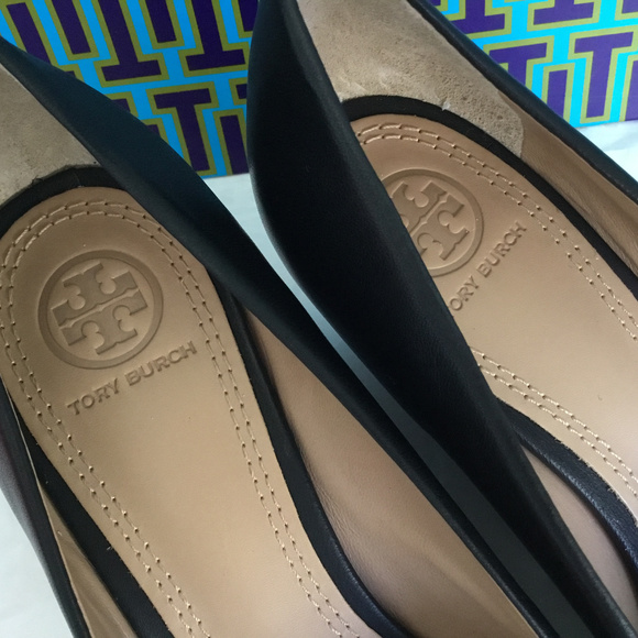 TORY BURCH LOWELL 65mm WEDGE PUMP CLOSED TOE PUMP - Picture 4 of 6